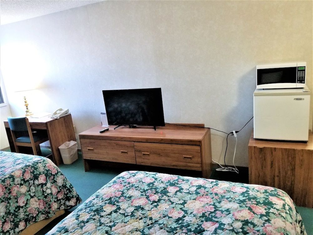 Abby Inn Standard Double Room, 2 Double Beds, Non Smoking 3