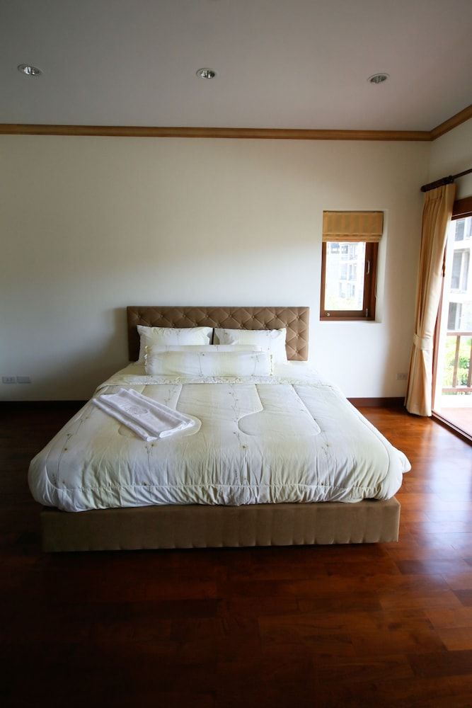 undefined Bangtao Tropical Residence Resort & Spa 7