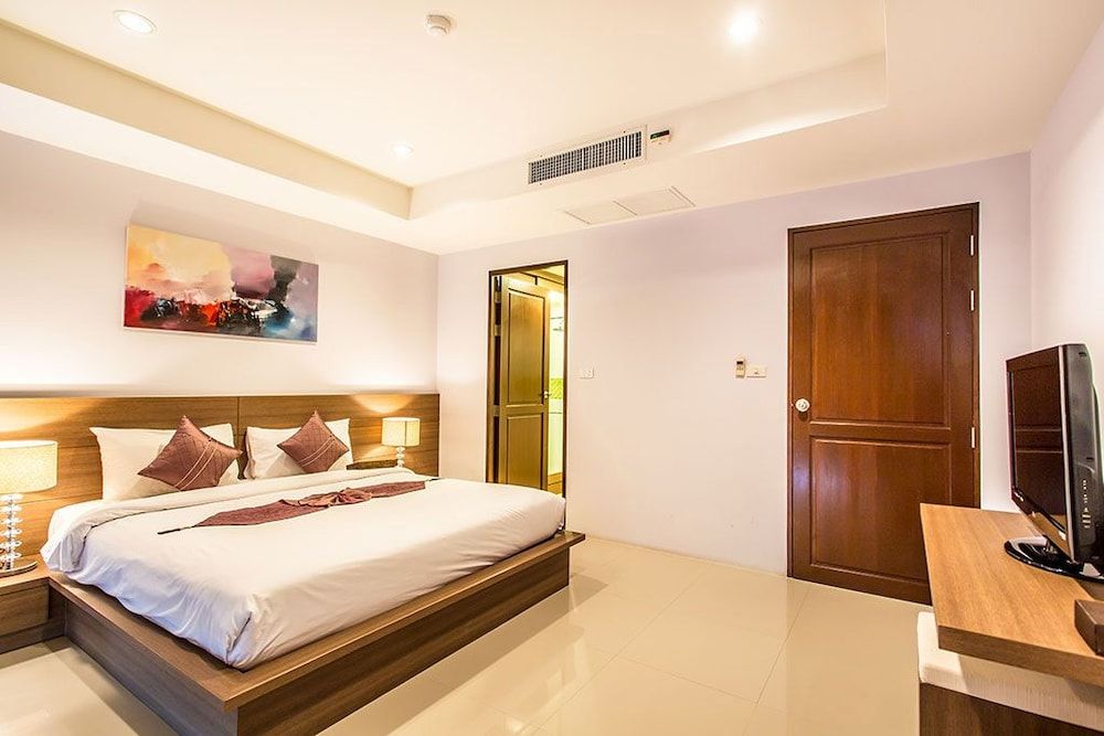 Bangtao Tropical Residence Resort & Spa 1 Bedroom Deluxe Suite