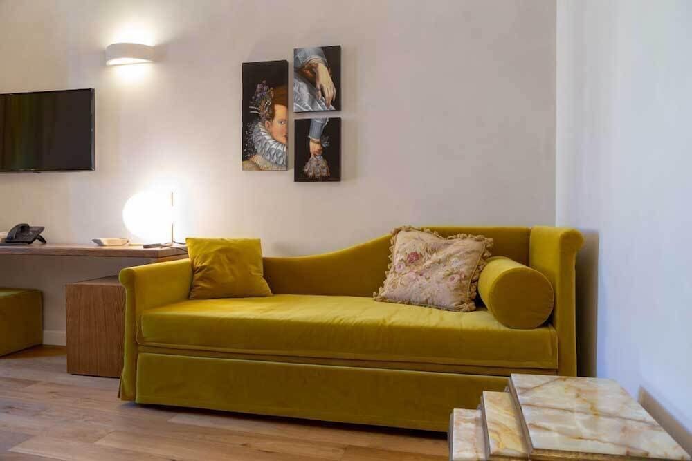 Dimora Storica Lo Svevo Luxury Room (Dei Trovatori) 5