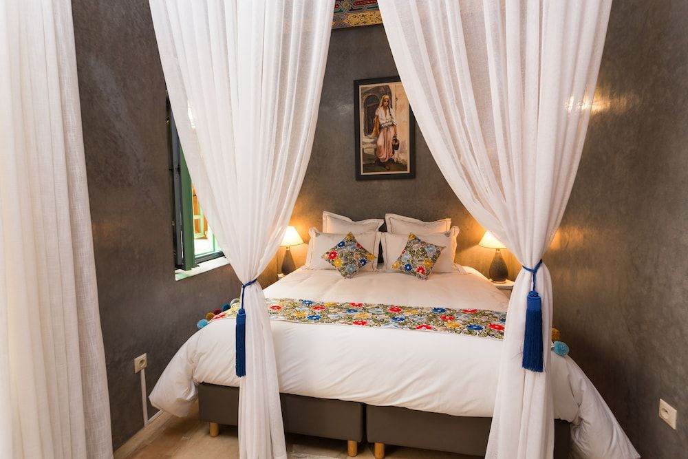 undefined Riad Azrur 4