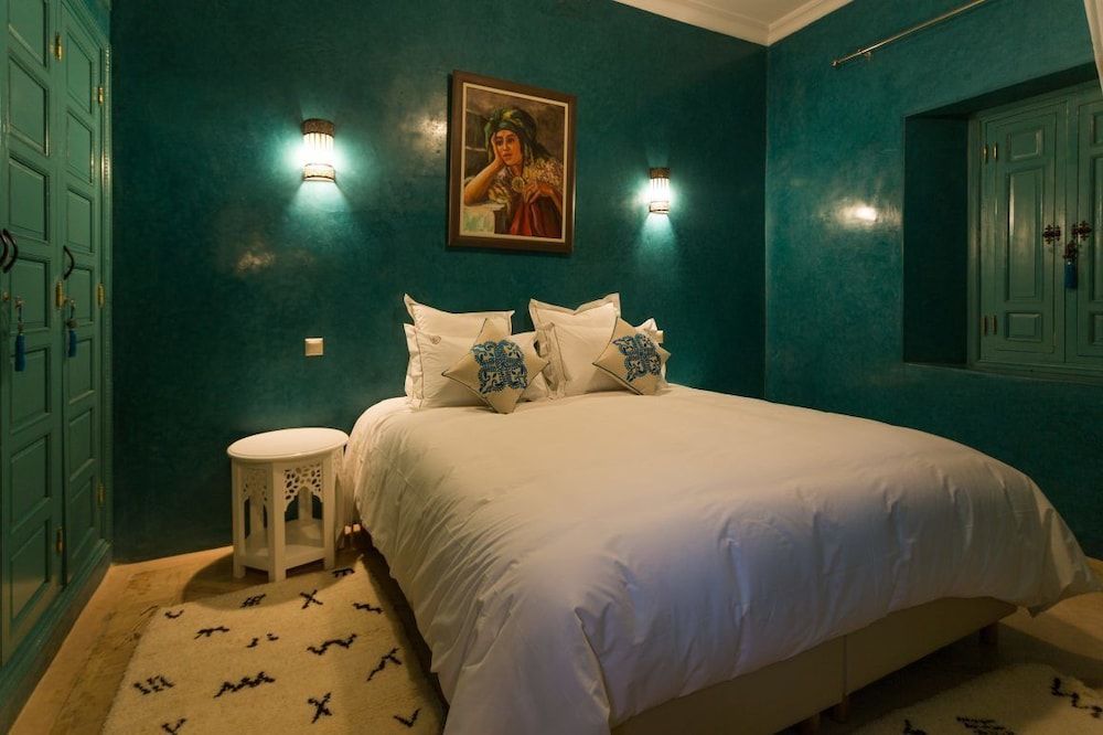 undefined Riad Azrur 9