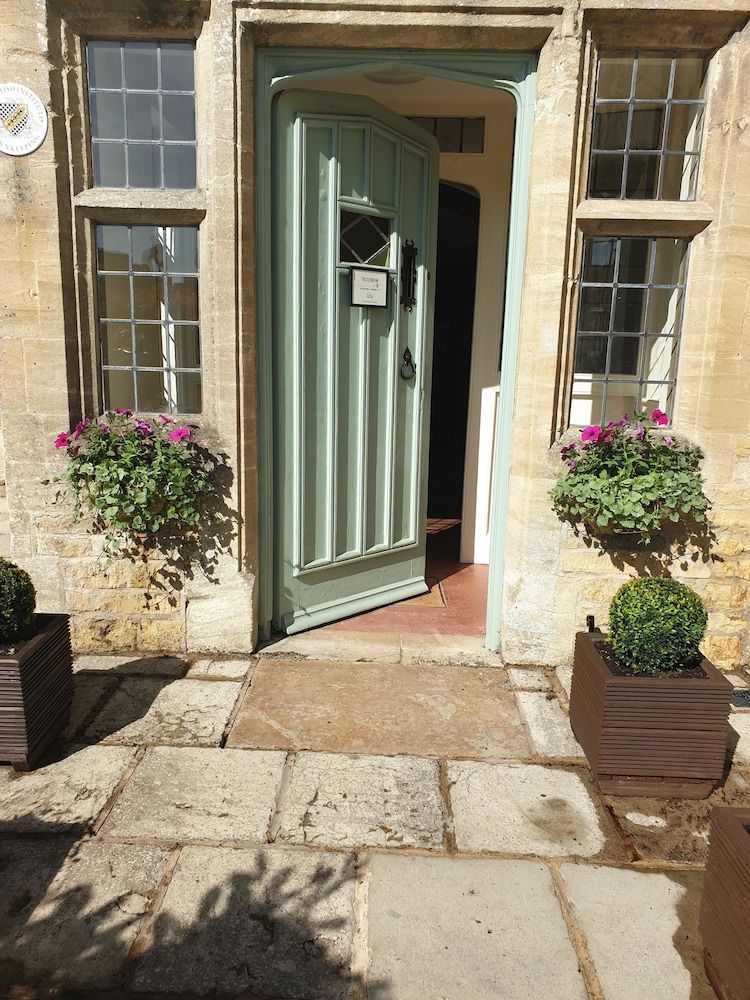 The Old New Inn Double Room, Ensuite, River View 10