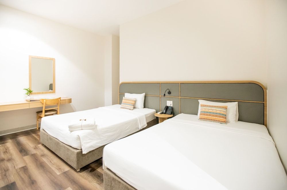 Thanh Mai Family Quadruple Room, 2 Queen Beds 2