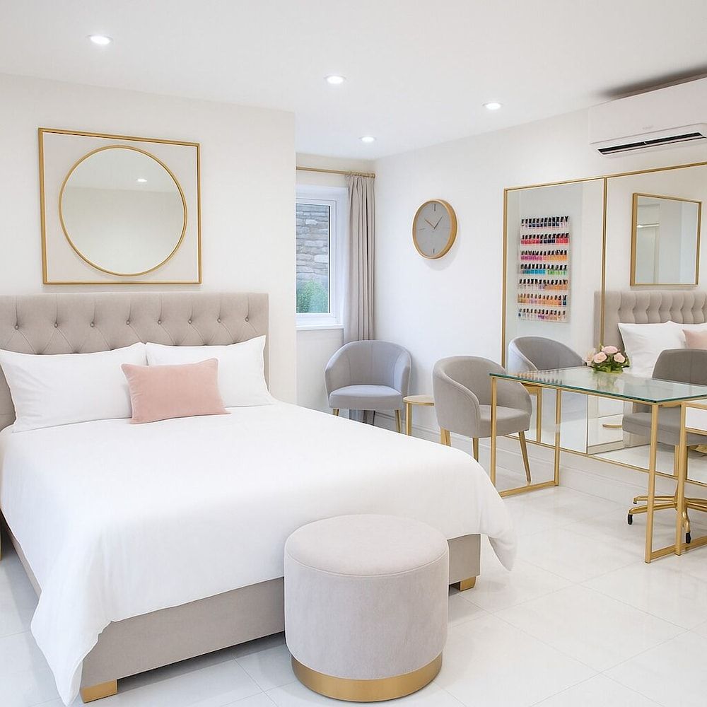 The Hadley Hotel Executive Suite 3