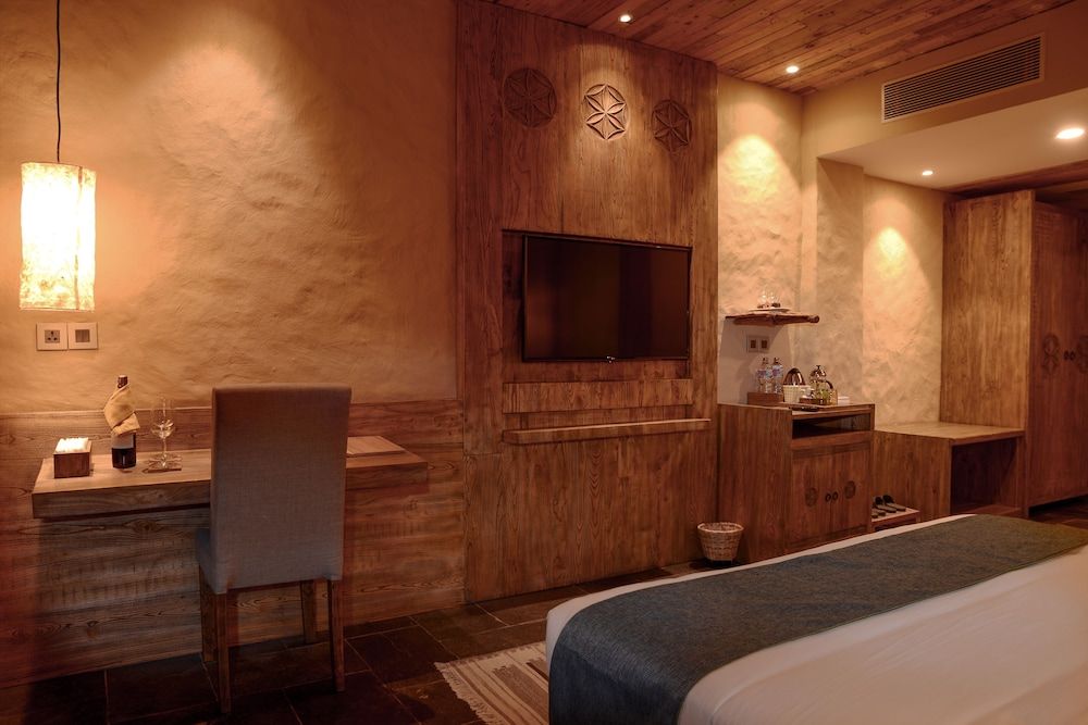 Sarangkot Mountain Lodge Deluxe Room, Balcony, Mountain View 8