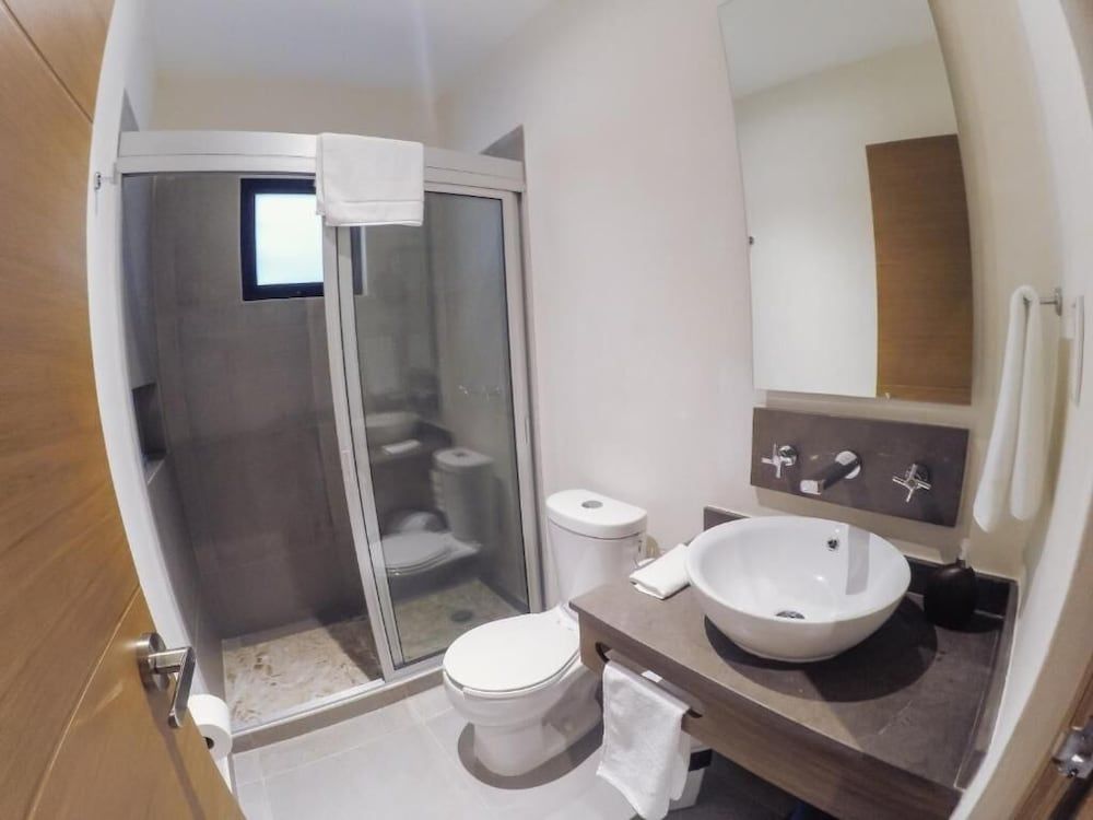 Viento Suites Cancún Superior Room, 1 Queen Bed, Non Smoking, Private Bathroom 7