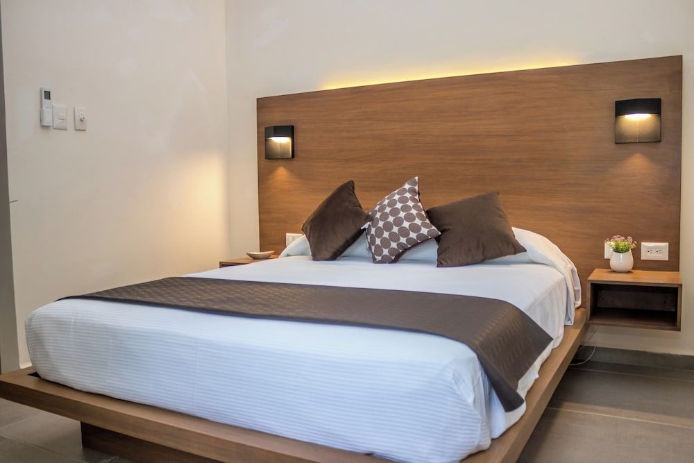 Viento Suites Cancún Superior Room, 1 Queen Bed, Non Smoking, Private Bathroom 4