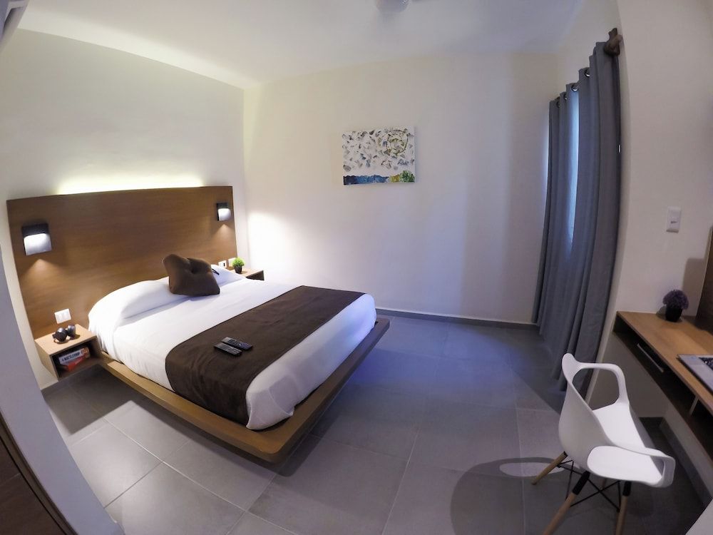 Viento Suites Cancún Superior Room, 1 Queen Bed, Non Smoking, Private Bathroom 5