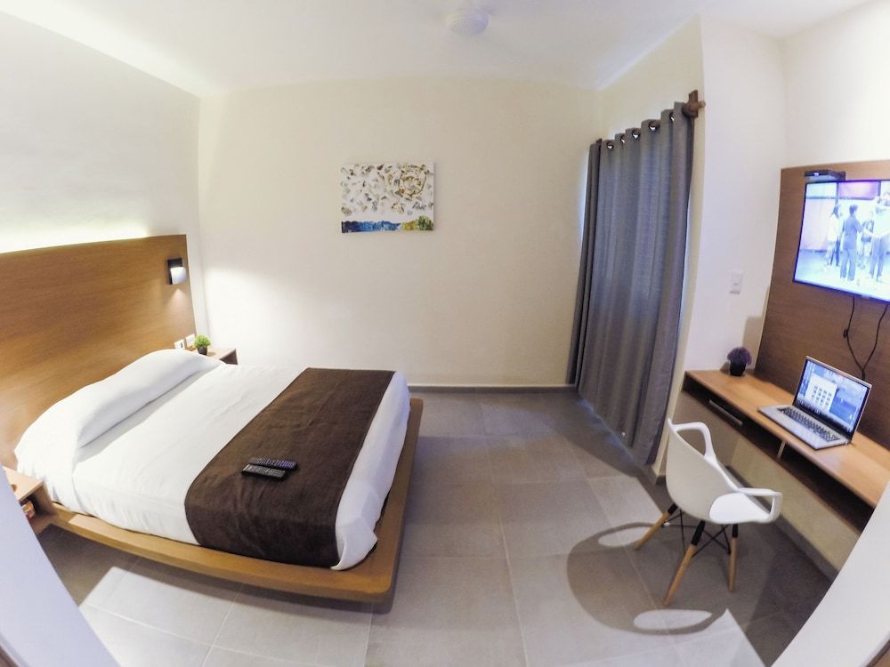 Viento Suites Cancún Superior Room, 1 Queen Bed, Non Smoking, Private Bathroom