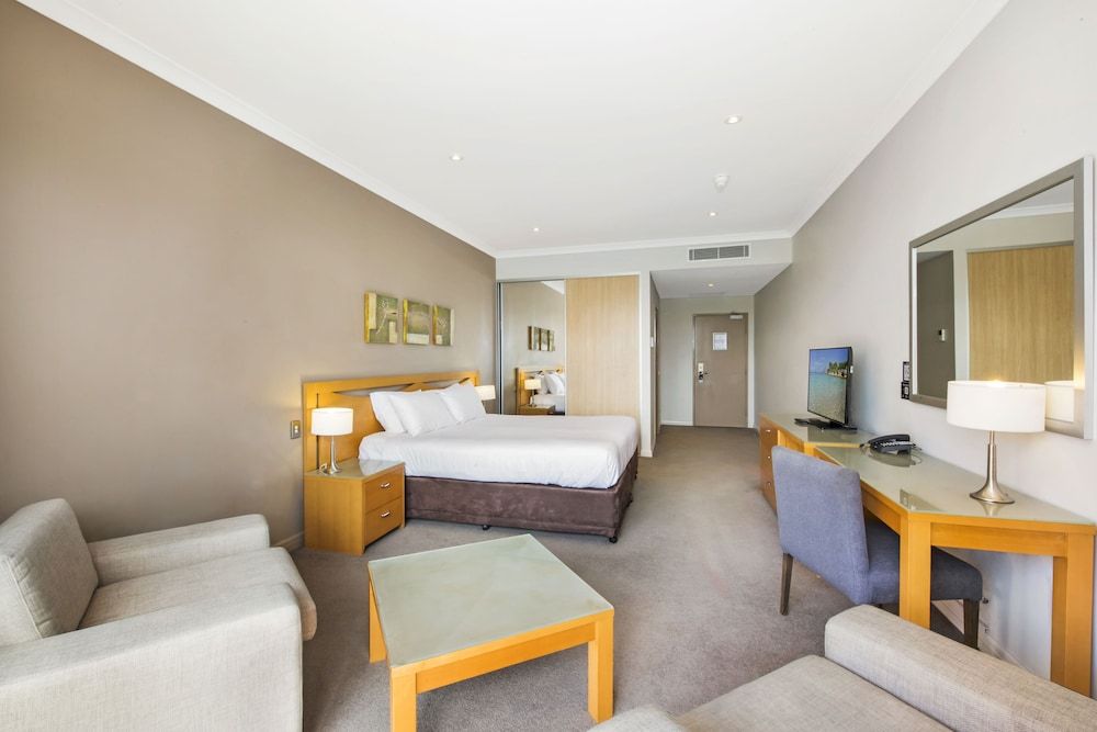 Standard Room, 1 King Bed, Accessible