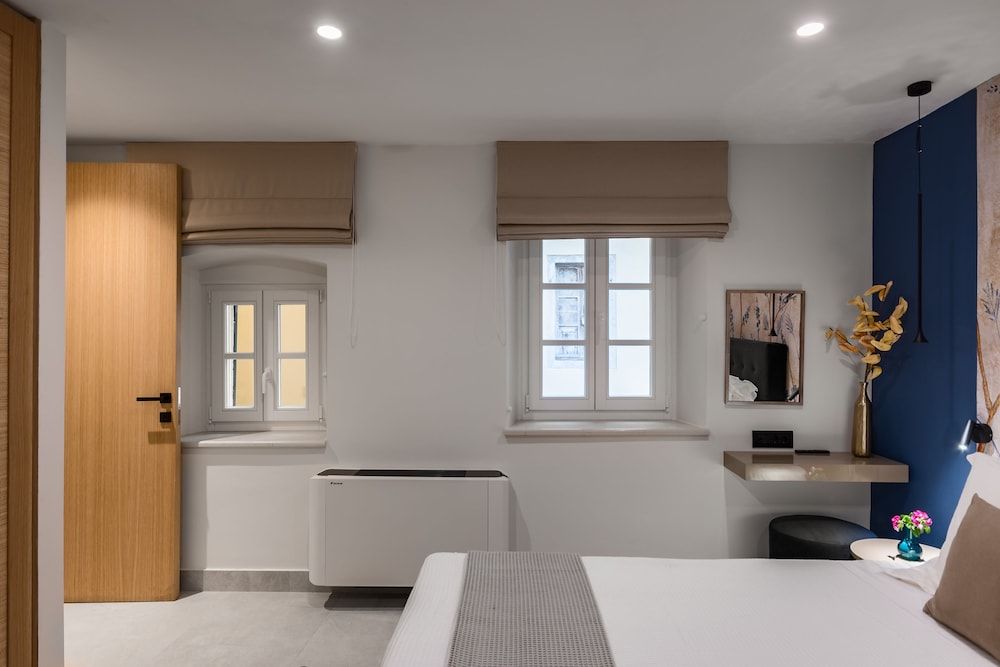 New York Luxury Suites Superior Suite 3