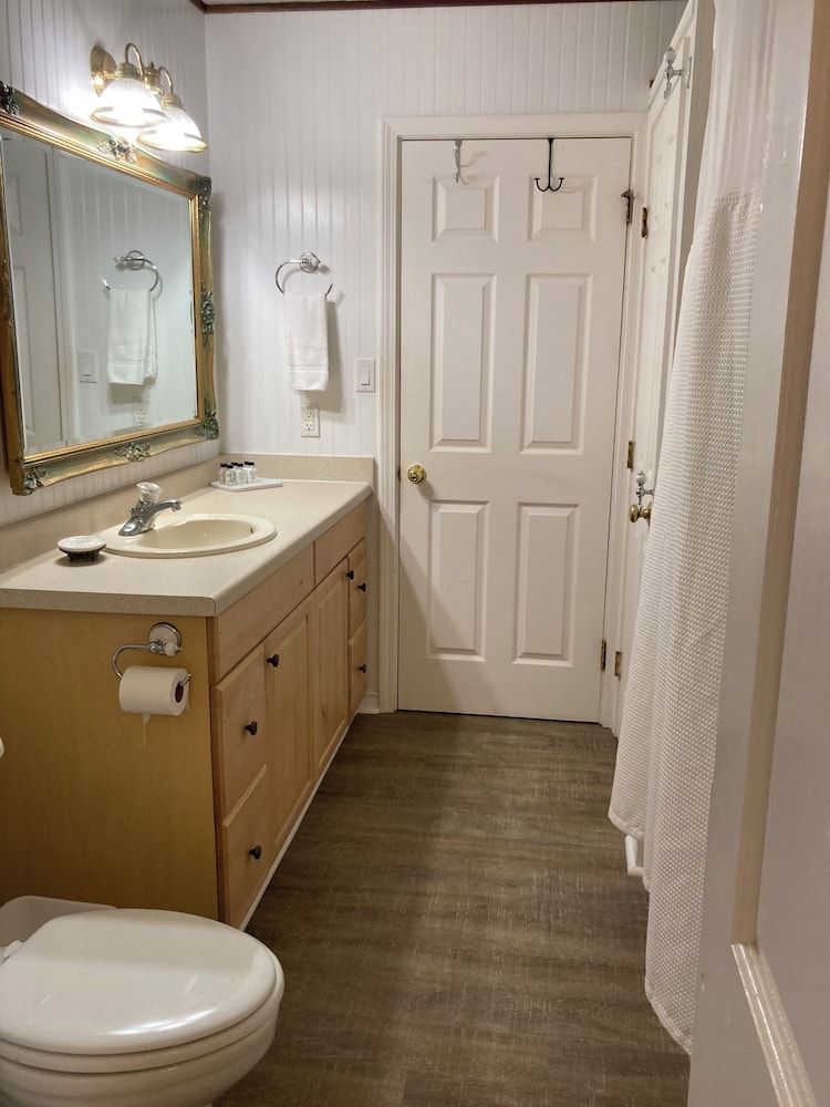 Seashell Village Resort near the beach with kitchens Studio Apartment 5