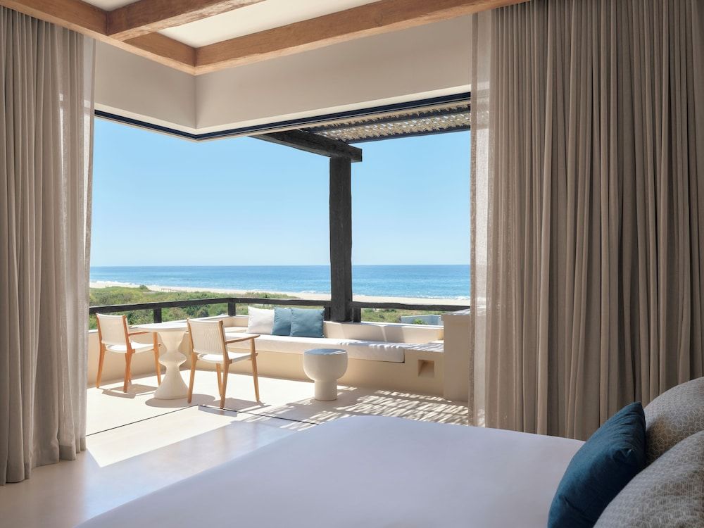Kimpton Mas Olas Resort and Spa Suite, 1 King Bed, Ocean View (Penthouse, Plunge Pool) 5