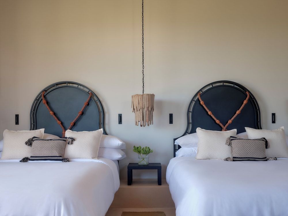 Kimpton Mas Olas Resort and Spa Premium Room, 2 Queen Beds, Ocean View 4