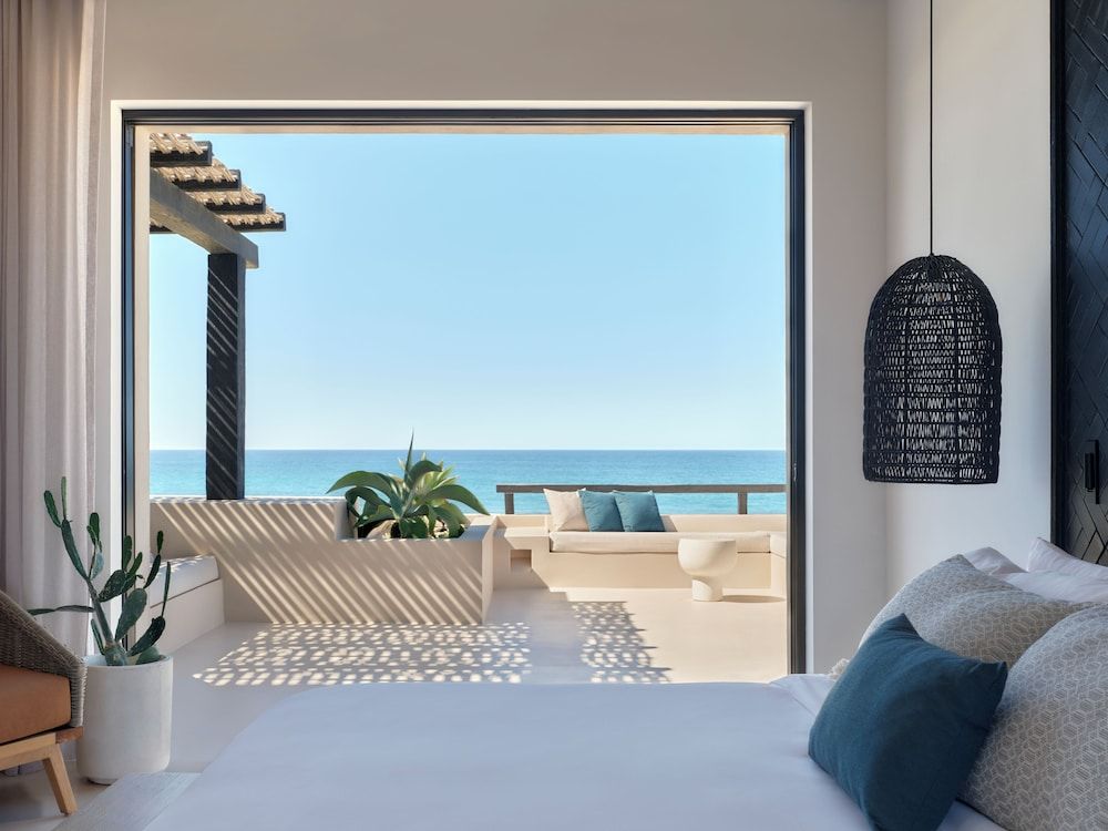 Kimpton Mas Olas Resort and Spa Suite, 1 King Bed, Ocean View (Penthouse, Plunge Pool) 3