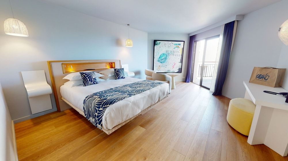 Junior Suite, 1 King Bed