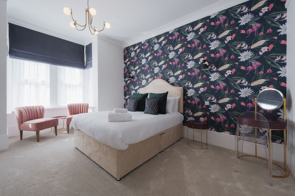 Somerset House Hotel & Restaurant Executive King Room with Shower 12