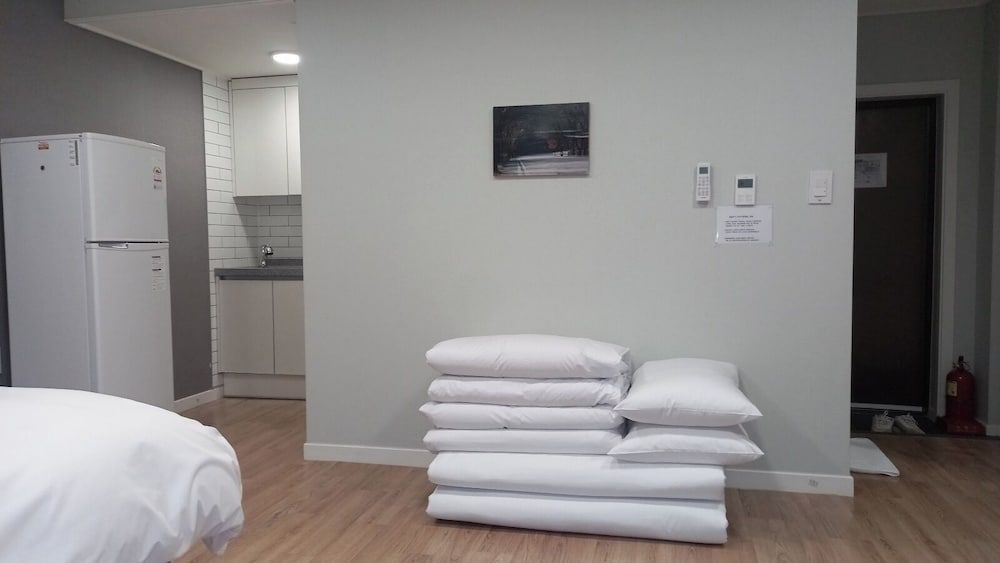 Hotel Jirisan Sunlight Basic Room 7