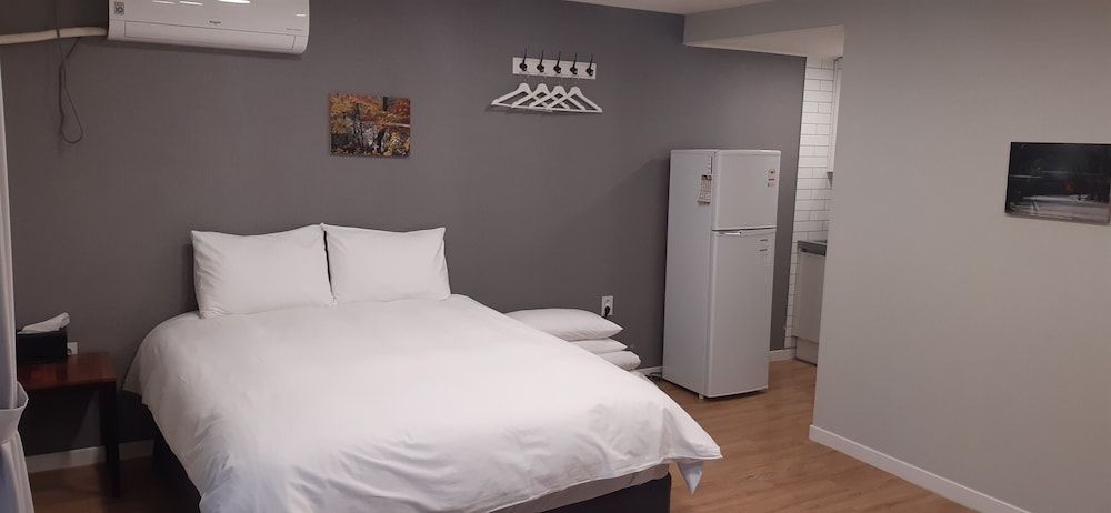 Hotel Jirisan Sunlight Basic Room