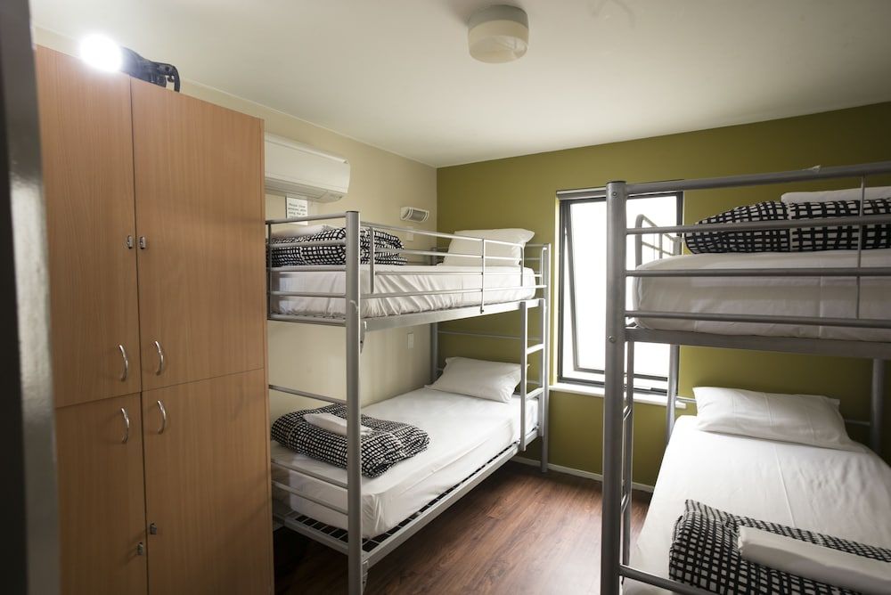 Entire 4-Bed Dormitory with Shared Bathroom