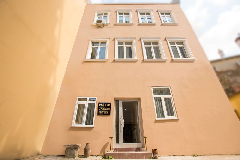 undefined Corner Garden Hotel 2