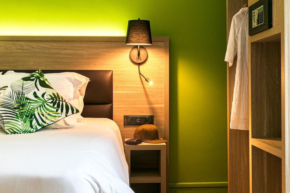 Comfort Double Room (Côté Rue)