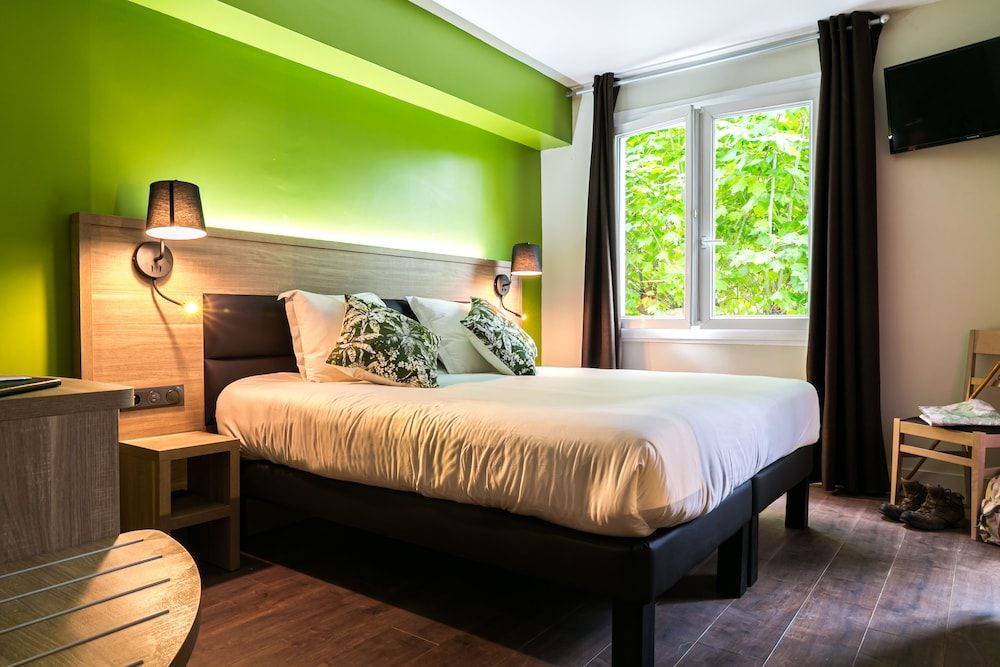 Twin Room (Côté Rue)