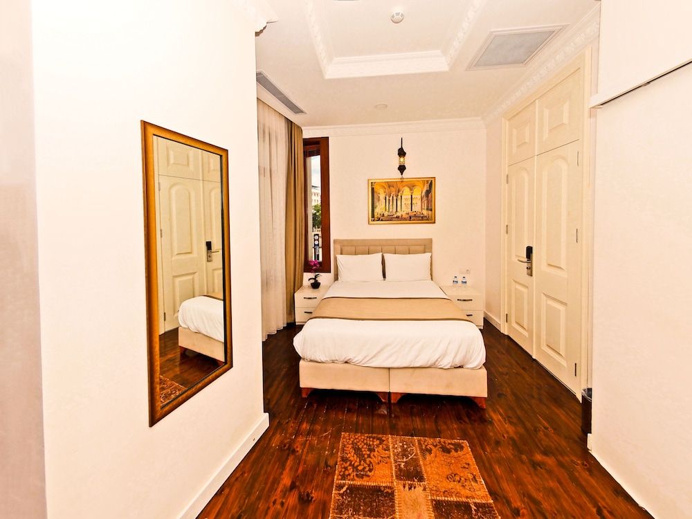 Nusret Bey Hotel Superior Double Room, Lanai