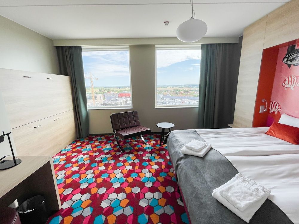 Motel L Lund Stylish Family Room 4