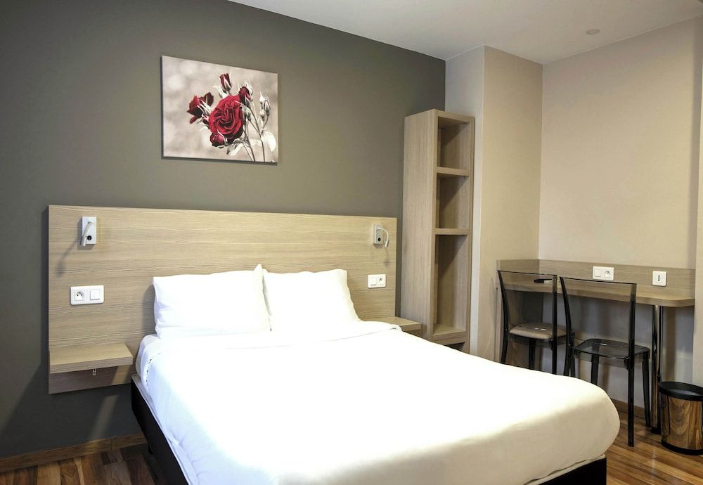 B&B HOTEL BOLLENE Double Room, Mobility Accessible, Non Smoking 2