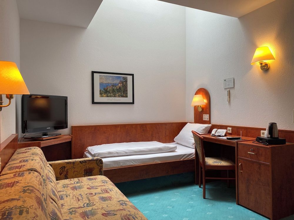 Hotel Hansa Economy Single Room 11