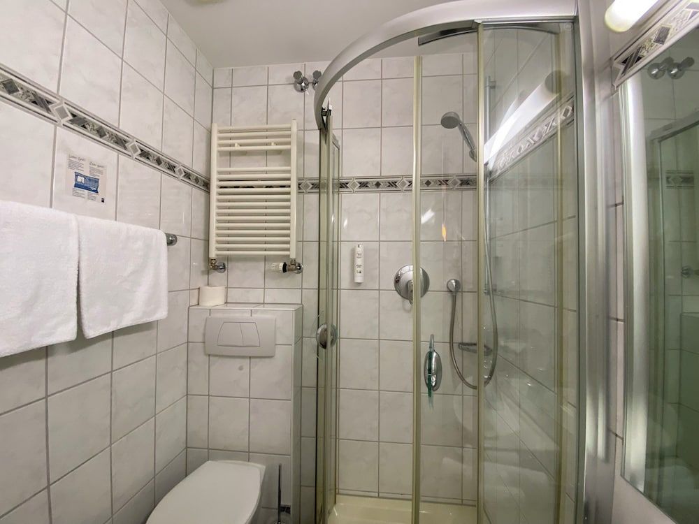 Hotel Hansa Economy Single Room 8