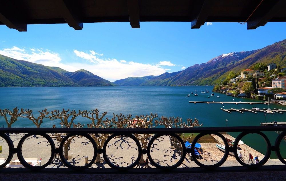 Hotel Elvezia Ascona Twin Room, 1 Bedroom, Lake View 5