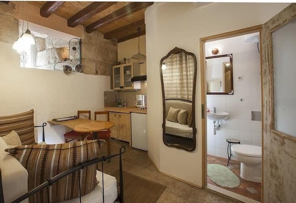 Apartments Cecilia Standard Studio, City View 4