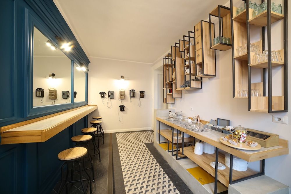 undefined The Dante House 7