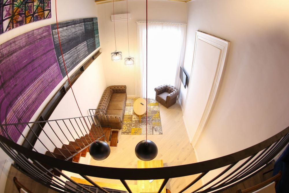 The Dante House Comfort Suite, City View, Mezzanine 2