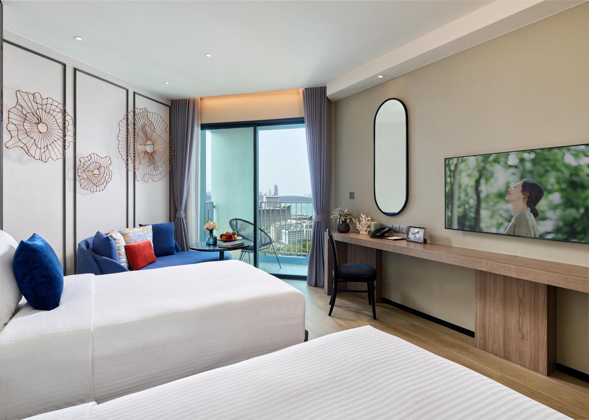 Superior Room Twin with Seaview