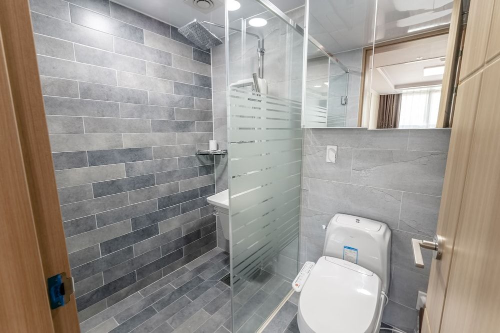 Residence Hotel Eden Stay Standard Suite, 3 Bedrooms 12