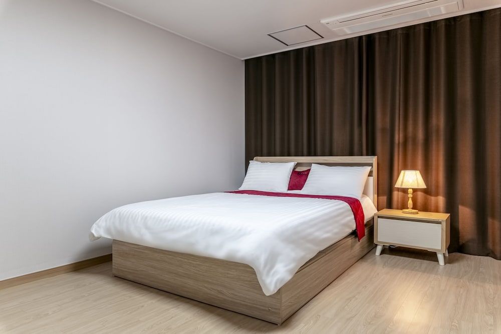 Residence Hotel Eden Stay Standard Suite, 3 Bedrooms 5