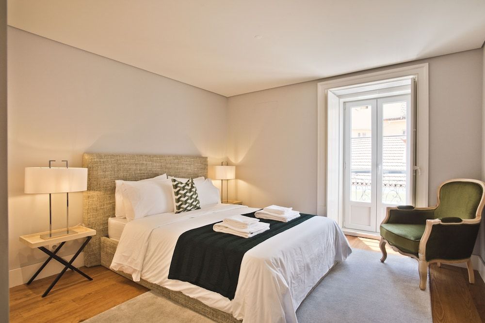 undefined Lisbon Finestay Mastro 2