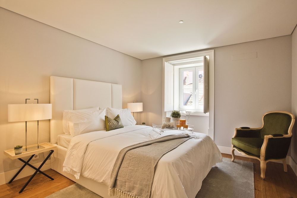 undefined Lisbon Finestay Mastro 9