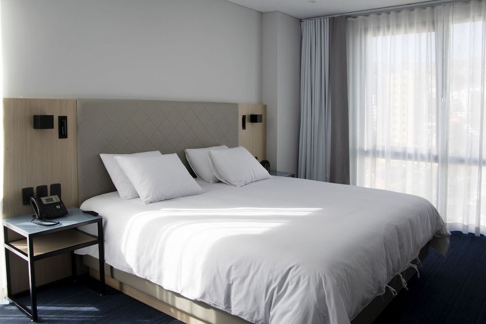 Casa Grande Express Room, 1 King Bed, Non Smoking 2