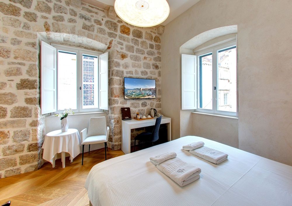 undefined Guesthouse Forty Four 2