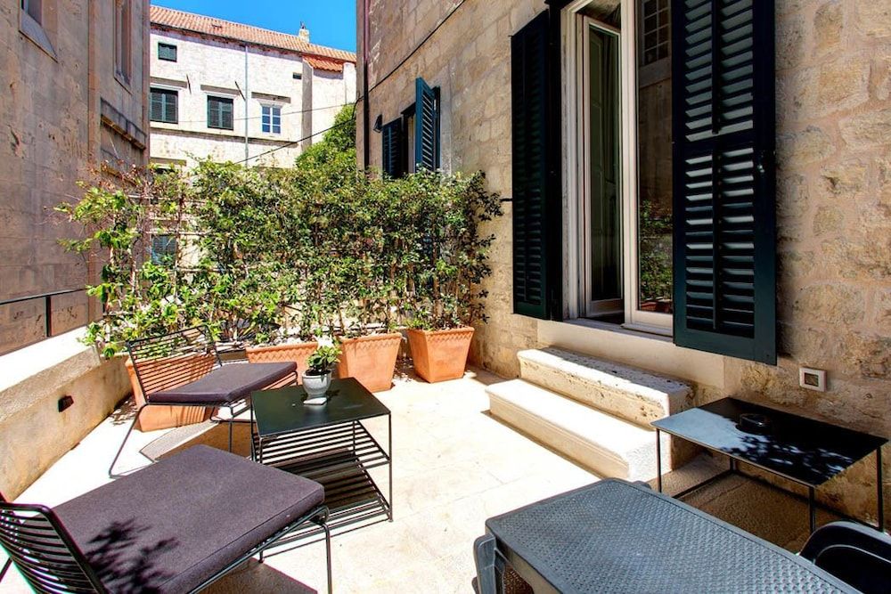 Guesthouse Forty Four Deluxe Double or Twin Room 5