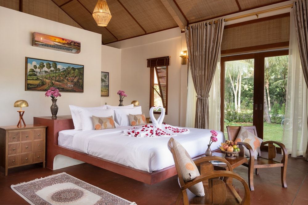 Lakeside Villa with Private Pool