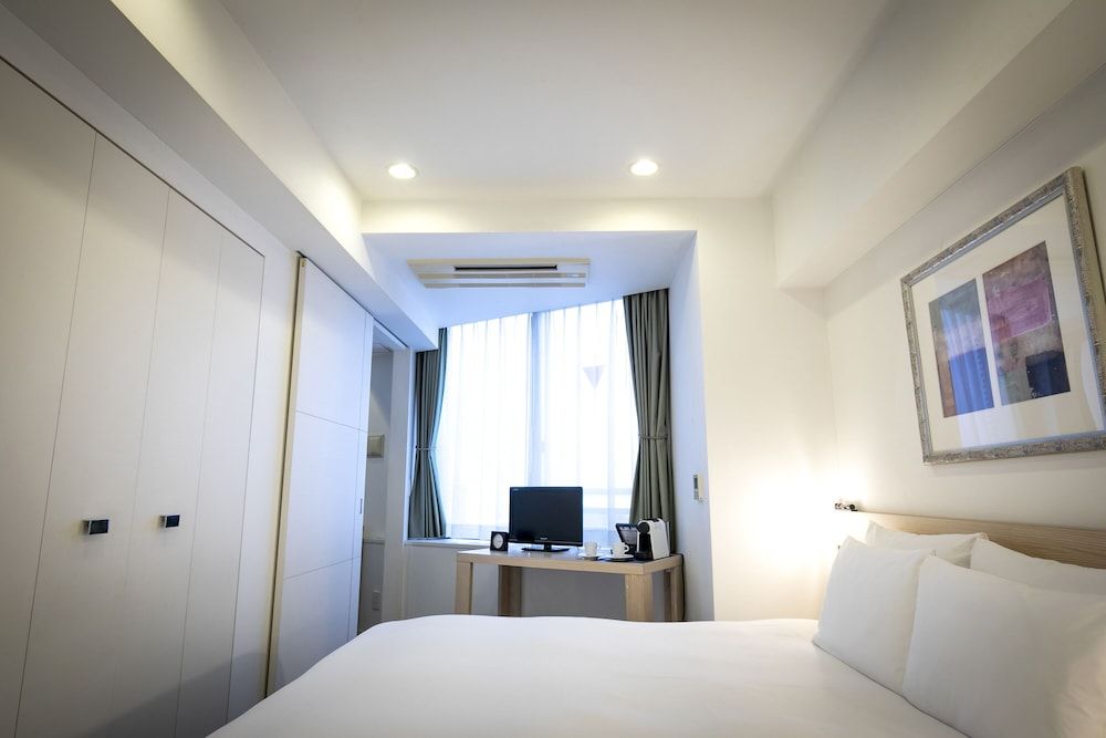 [1 King bed] Suite Room, Smoking (Electronic cigarette only), Extra bed for 3rd guest