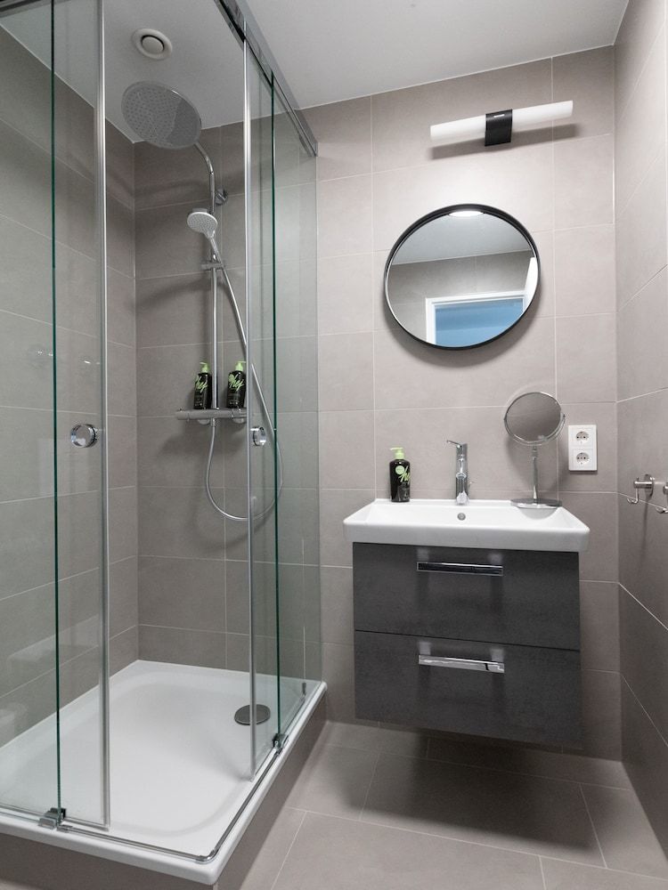 limehome Berlin Luise-Henriette-Str. Suite 24