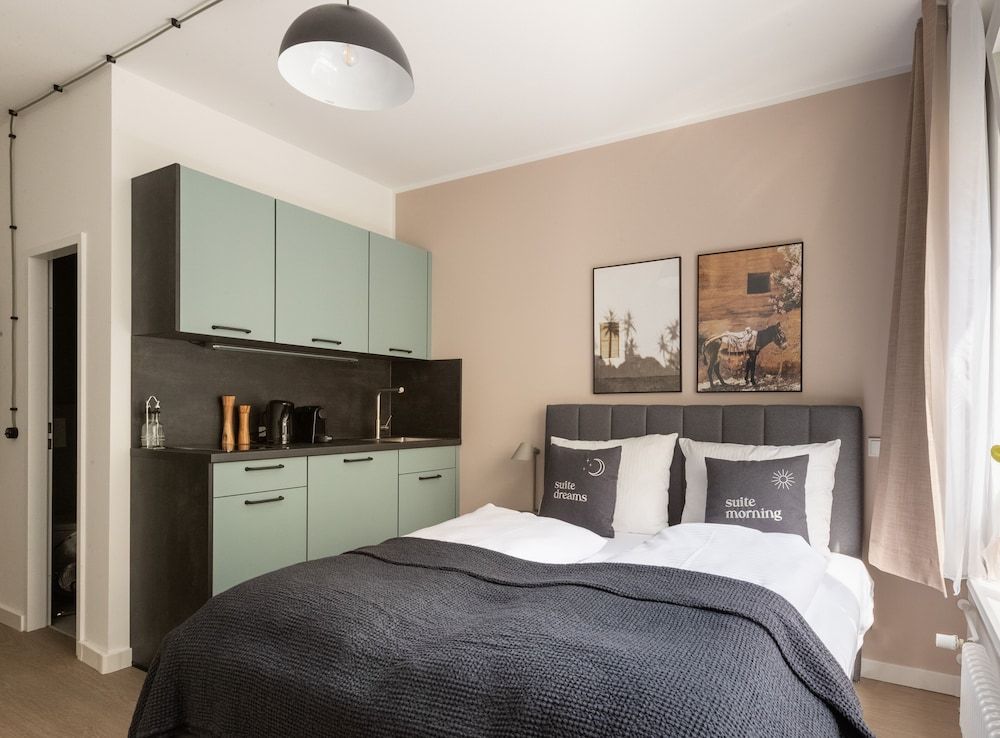 limehome Berlin Luise-Henriette-Str. Suite 7