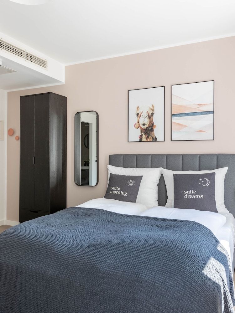 limehome Berlin Luise-Henriette-Str. Suite 4